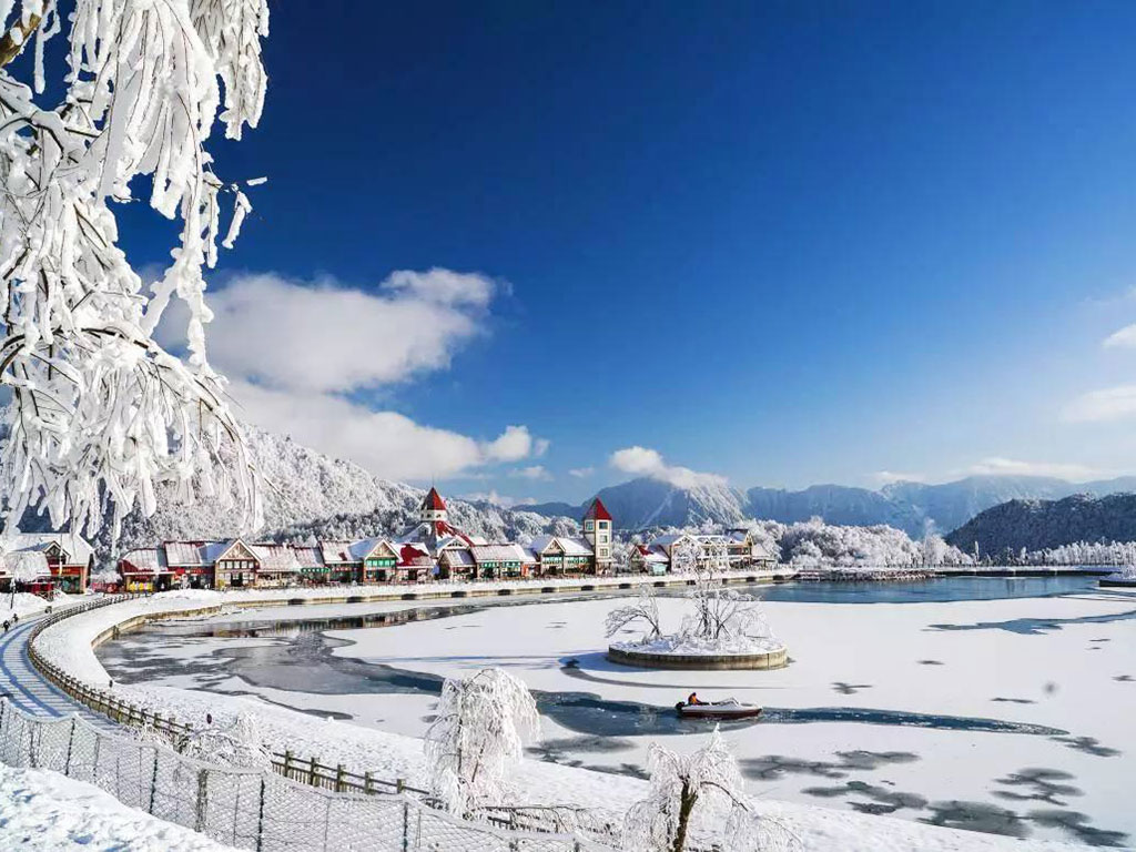 西嶺雪山雪景.jpg