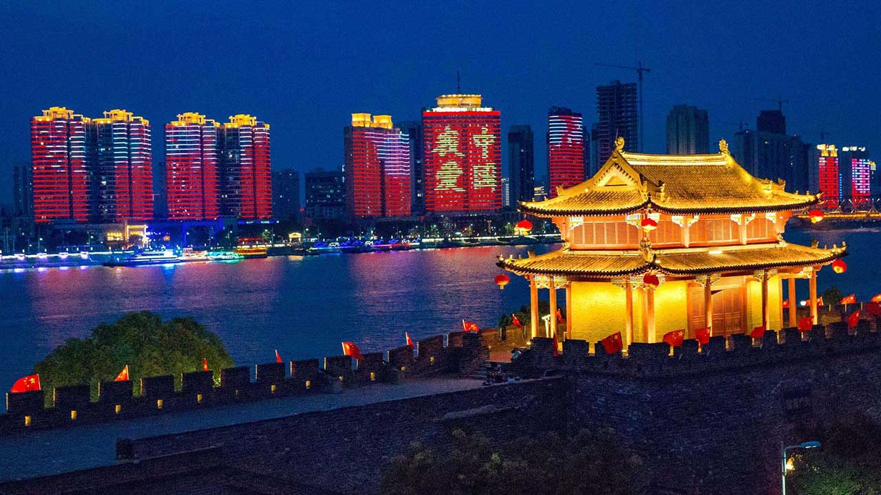襄陽夜景圖.jpg