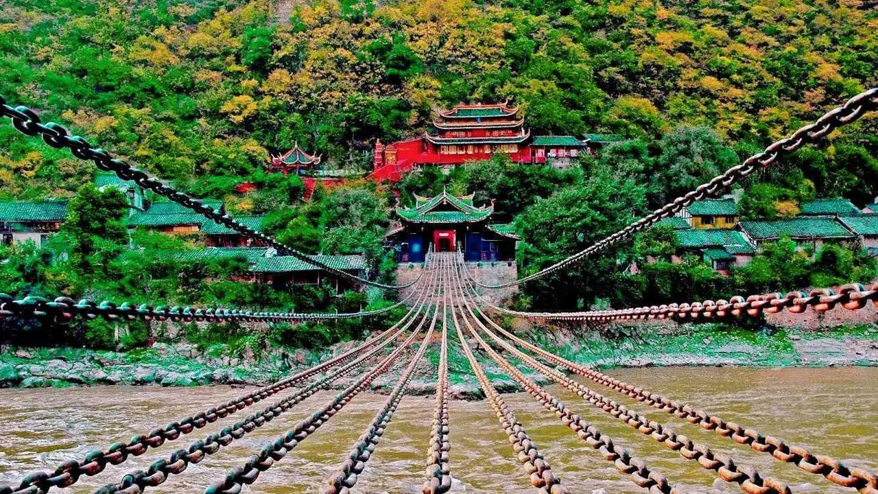 瀘定橋景區(qū).jpg