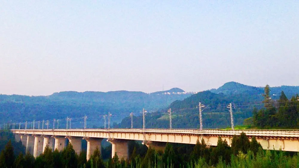成蘭鐵路.jpg