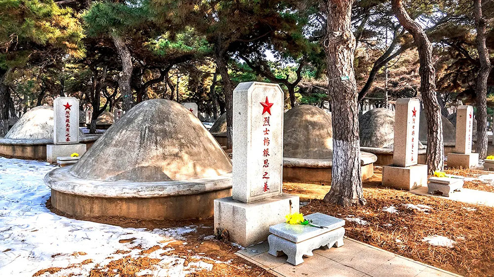 抗美援朝烈士陵園.jpg