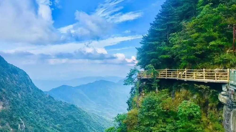明月山國家級風景名勝區(qū).jpg