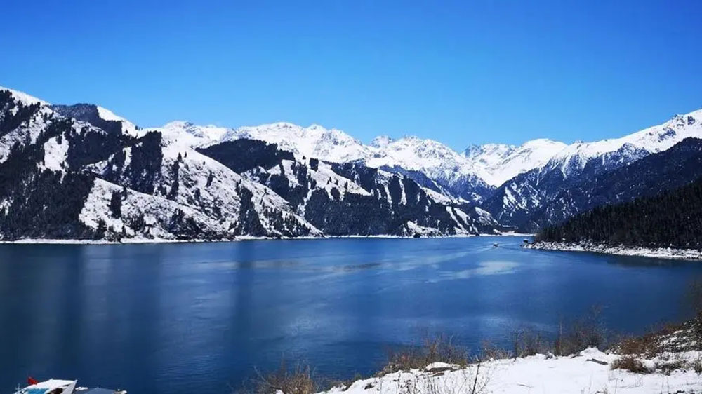 天山天池景區(qū).jpg