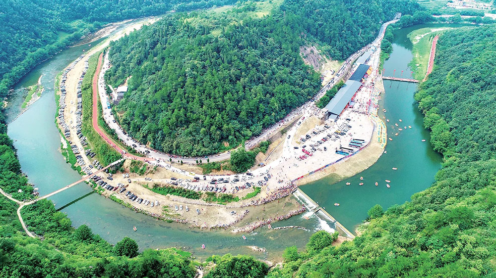 鄖西天河旅游度假區(qū).jpg
