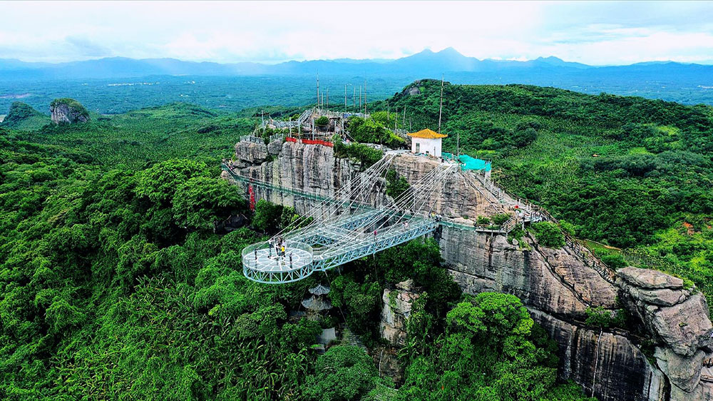 海南白石嶺旅游區(qū).jpg
