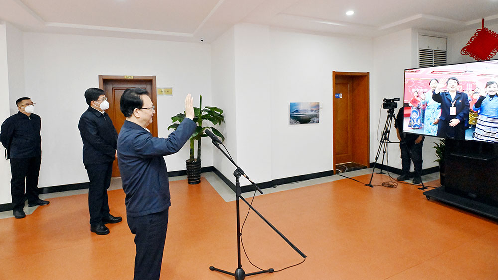 省委書記景俊海到省文旅廳調(diào)研現(xiàn)場(chǎng).jpg