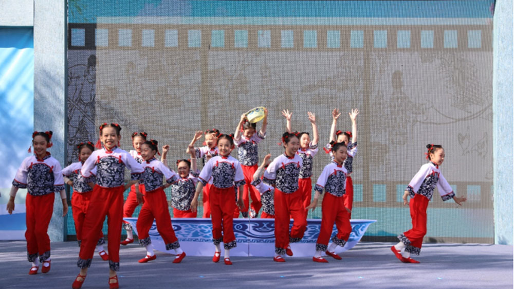 南通市海門區(qū)第五屆江海文化旅游節(jié)文藝表演.jpg