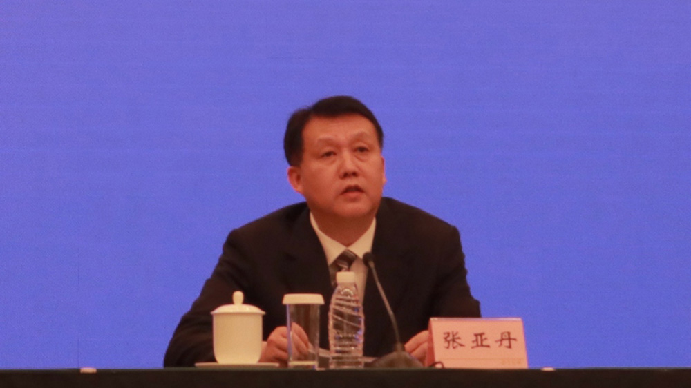 都江堰市委副書記、市長張亞丹.jpg