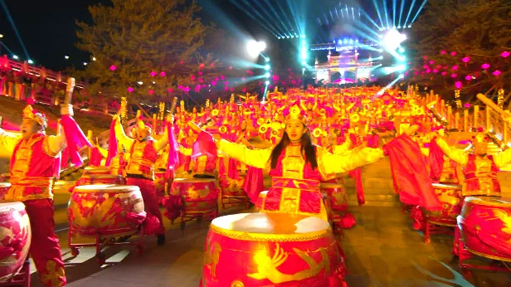 往屆“吉祥九曲-美麗卓資”文化旅游節(jié)活動(dòng).jpg