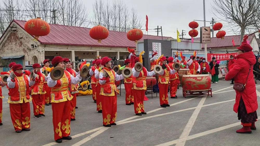 天橋區(qū)冬春文化惠民季民間民俗文化演出現場.jpg