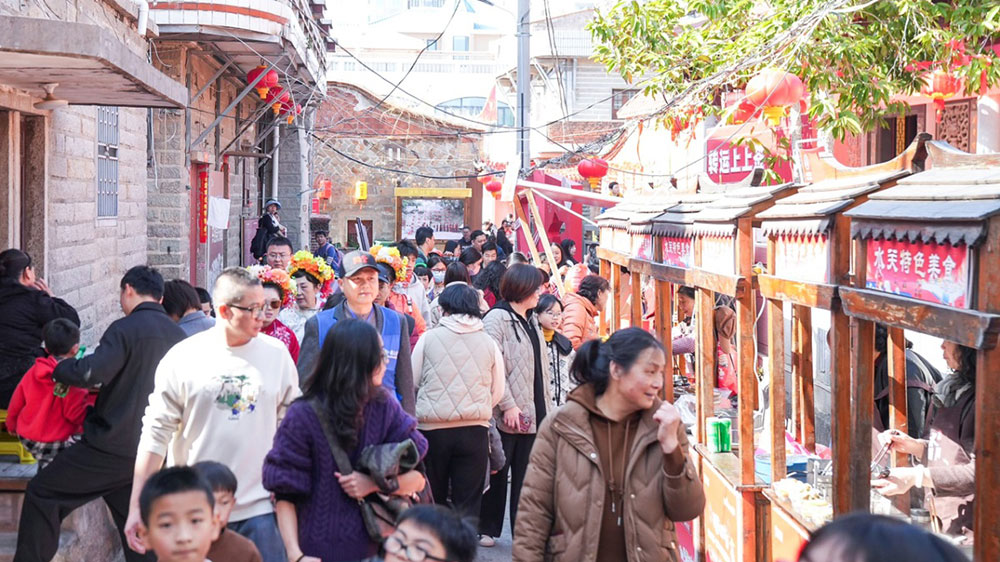 “火紅中國-探春古城”文化旅游節(jié)現場.jpg