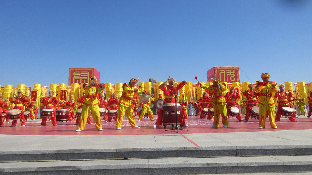 2024新樂伏羲文化旅游節(jié)現(xiàn)場(chǎng)節(jié)目圖.jpg