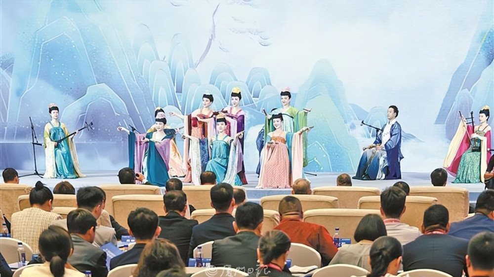 廈門市旅游發(fā)展大會(huì)現(xiàn)場表演.jpg