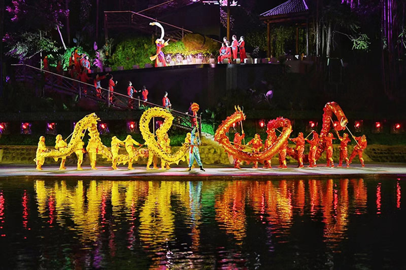 內(nèi)江：川南首部大型山水實(shí)景演出《遇見(jiàn)威遠(yuǎn)》正式上演，助力威遠(yuǎn)創(chuàng)建天府旅游名縣！