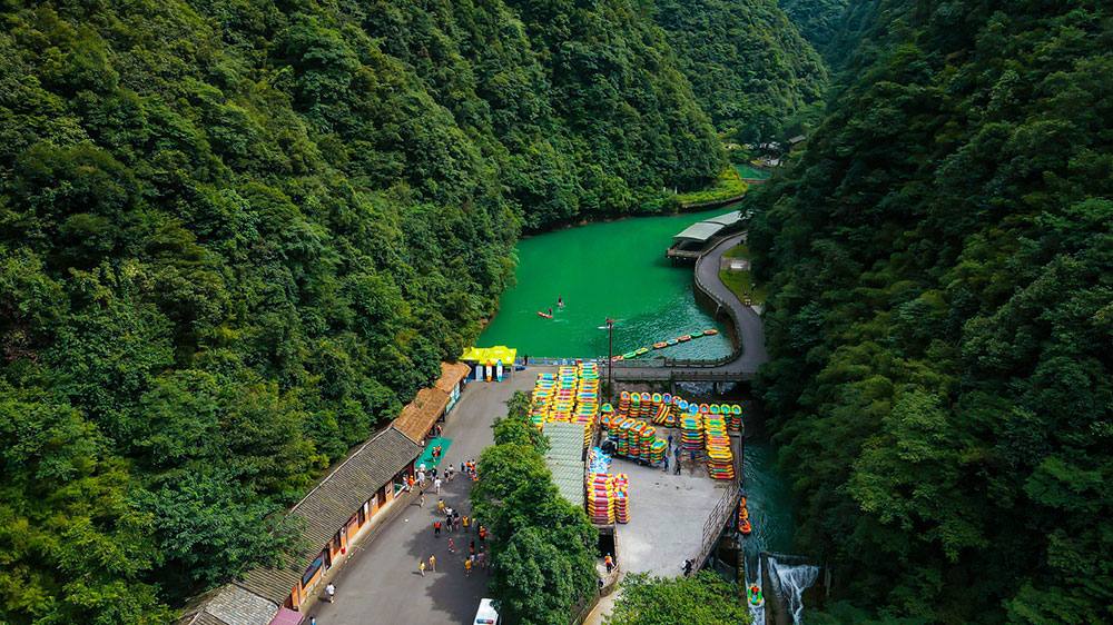 文旅：2023重慶夏季旅游新聞發(fā)布會舉行，推出200余項夏季文旅活動和70余條旅游線路！