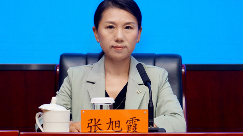 文化和旅游部新聞發(fā)言人、辦公廳副主任張旭霞.jpg