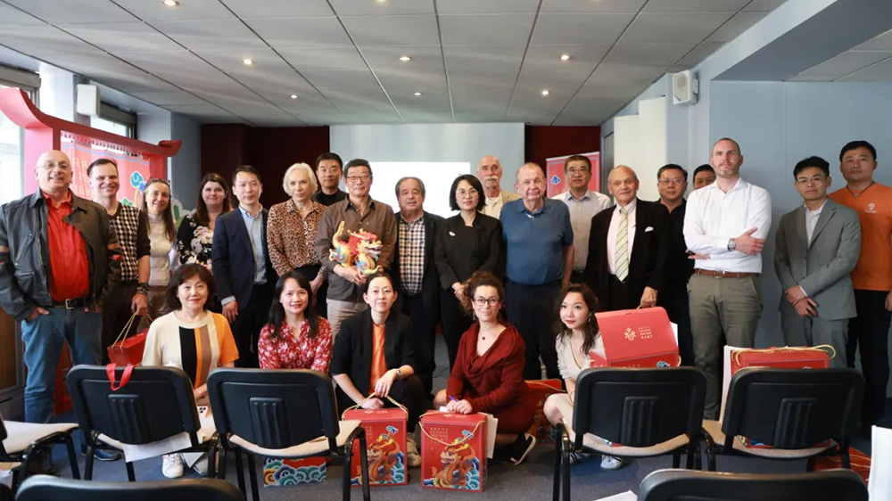 文旅：法國旅行商赴華考察踩線團(tuán)啟動儀式在巴黎舉行，進(jìn)一步促進(jìn)中法雙向旅游交流合作！